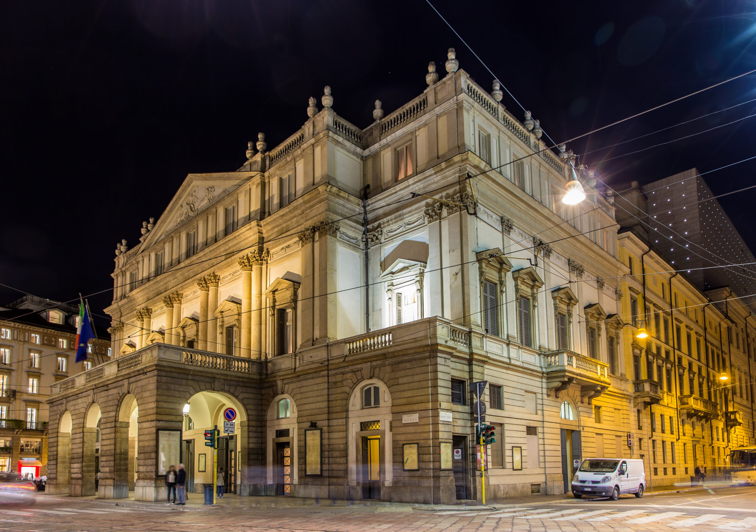 MILAN DUOMO, SFORZA CASTLE, LA SCALA THEATRE TOUR