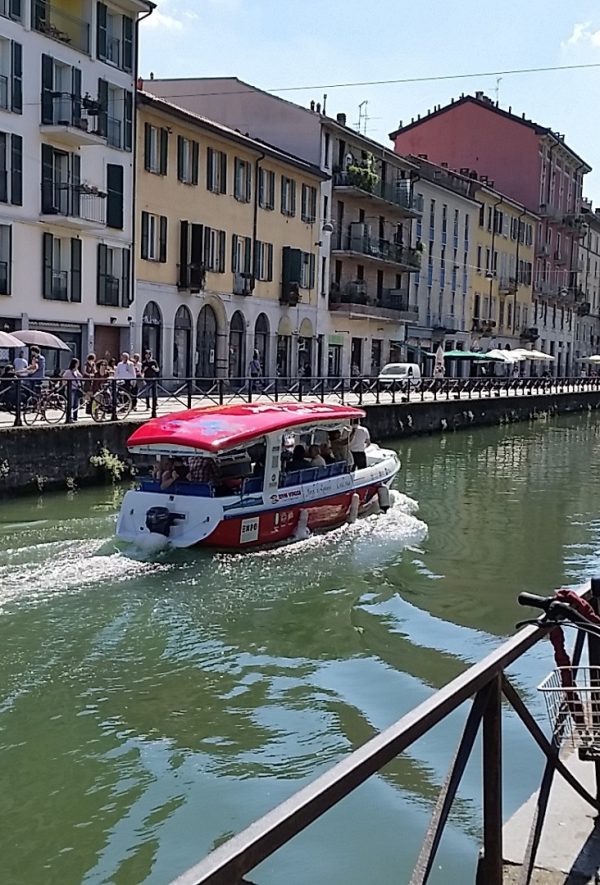 milan-navigli-canals-by-boat
